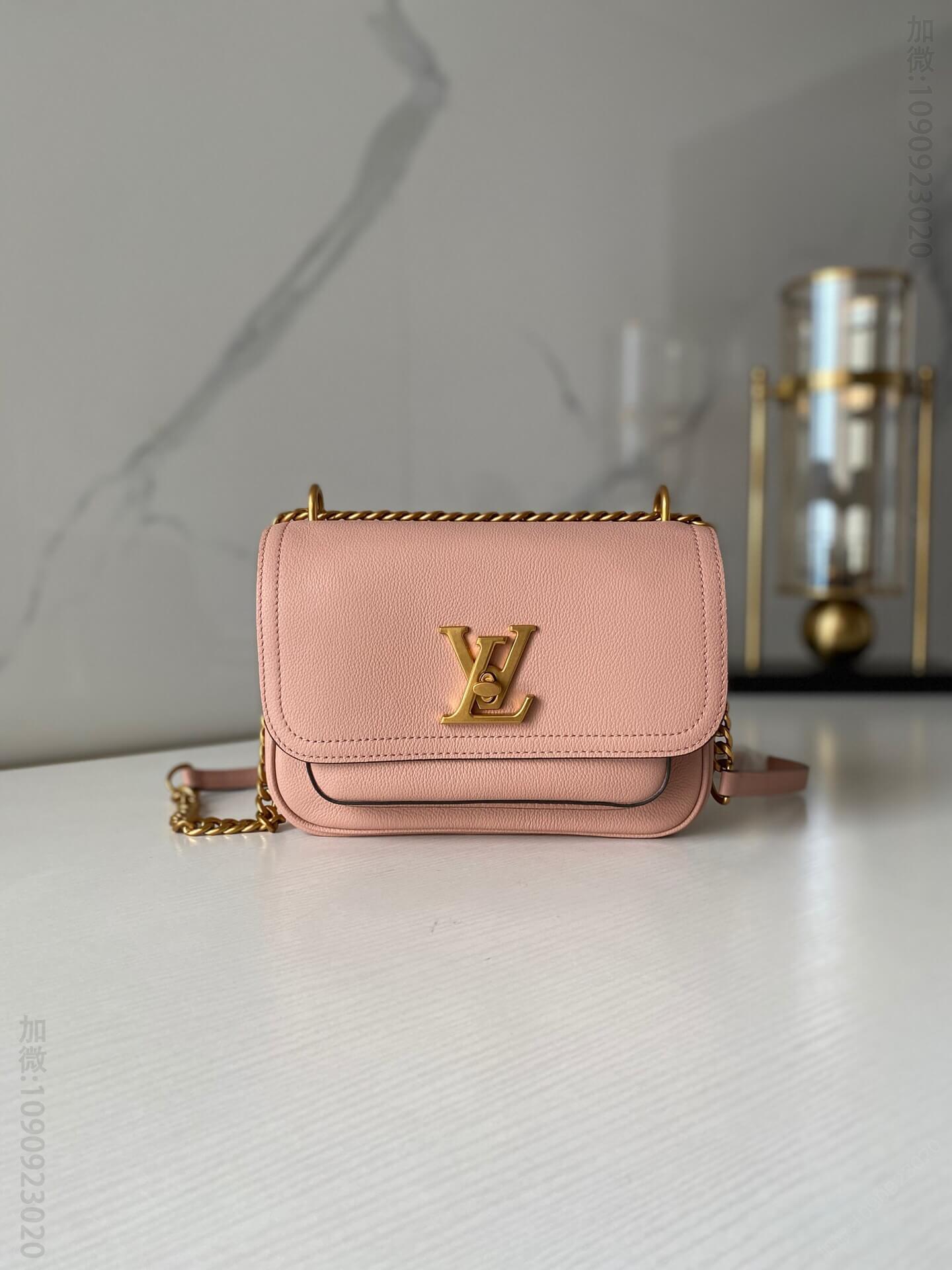 LV M57071 Lockme Chain 小号手袋