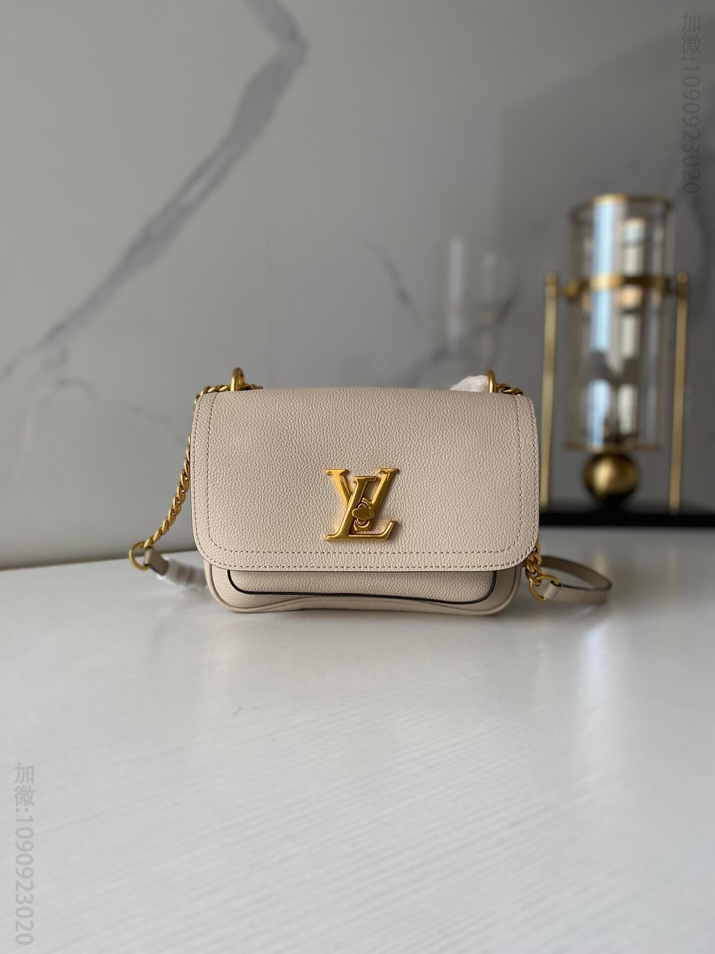 LV M57072 Lockme Chain 小号手袋