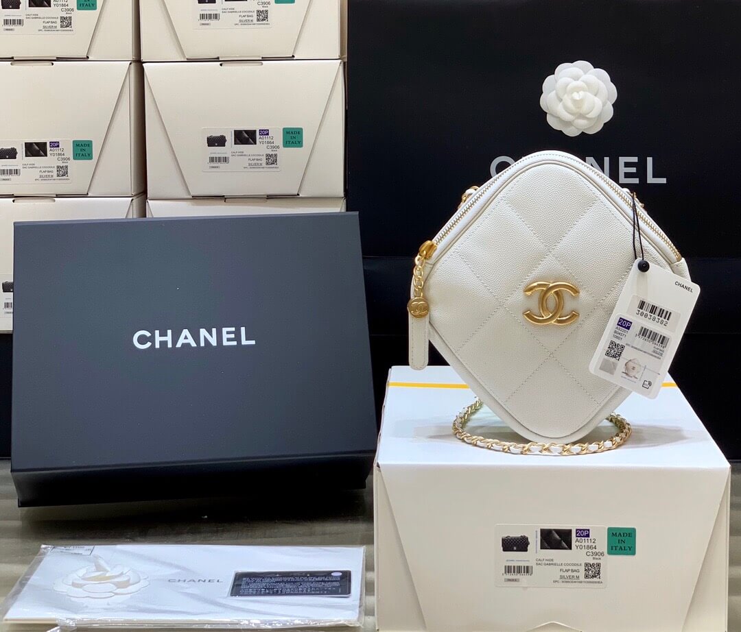 Chanel 2023秋冬新款小号钻石包 AS2201 B04571 106...
