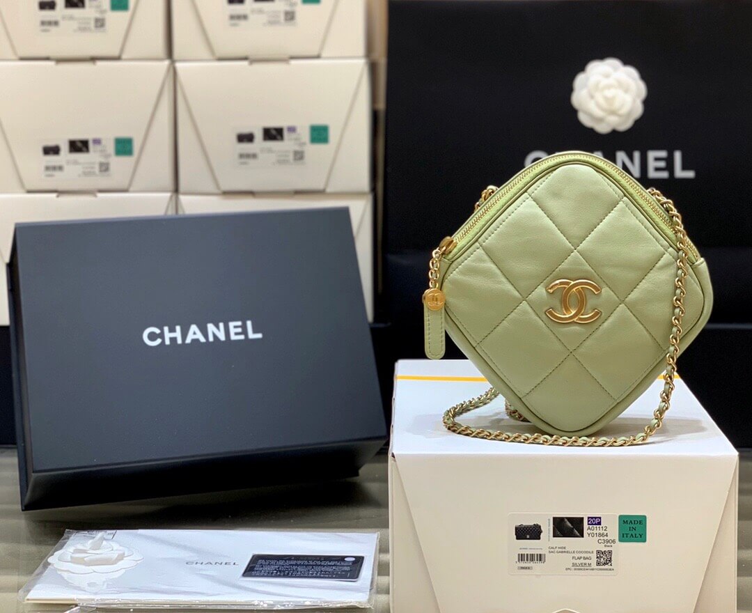 Chanel 2023秋冬新款小号钻石包 AS2201 B04433 N93...