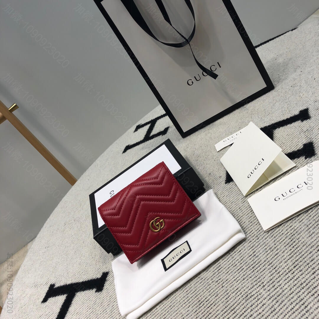 Gucci古驰 GG Marmont绗缝V型皮革小卡包钱包 546580/4...