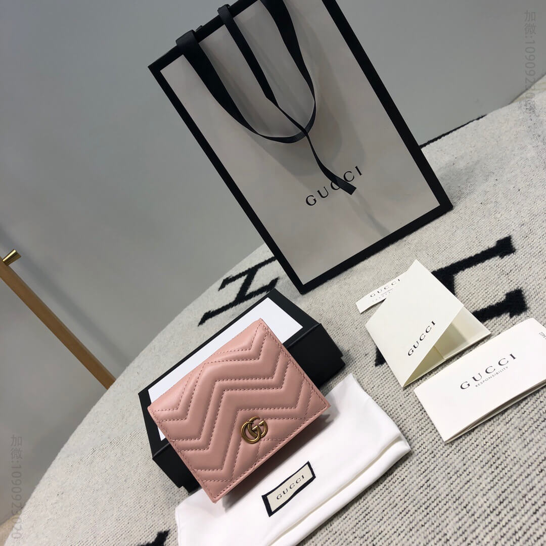 Gucci古驰 GG Marmont绗缝V型皮革小卡包钱包 546580/446492粉色