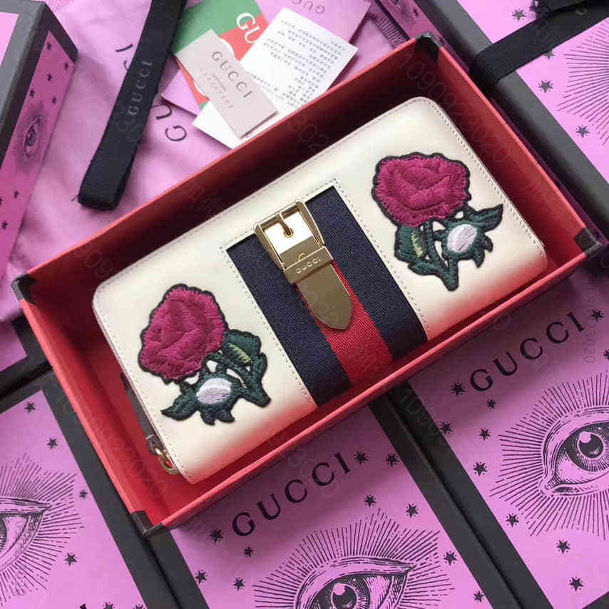 Gucci古驰/米白玫瑰Sylvie全拉链式皮夹 476083