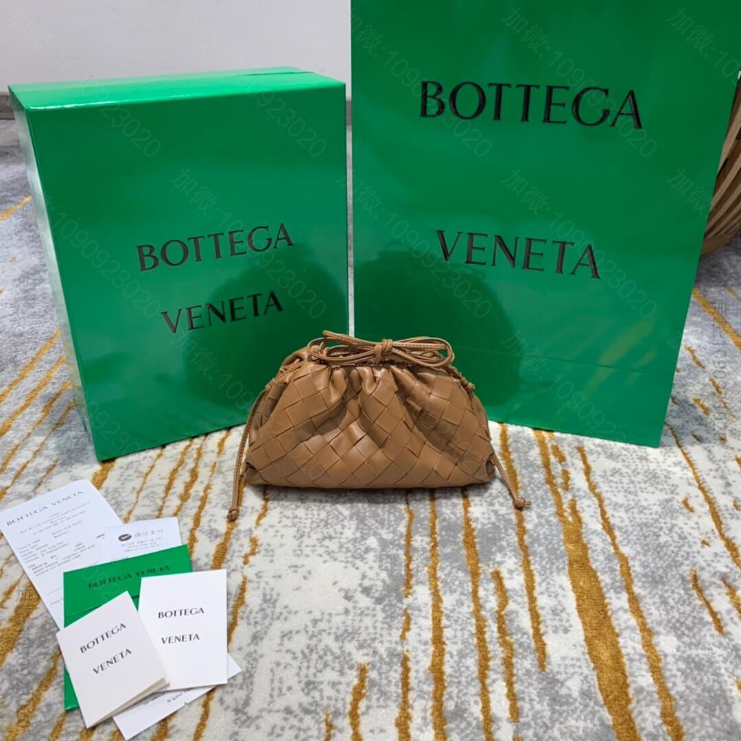 BottegaVeneta BV The Mini Pouch 编织云朵包斜...