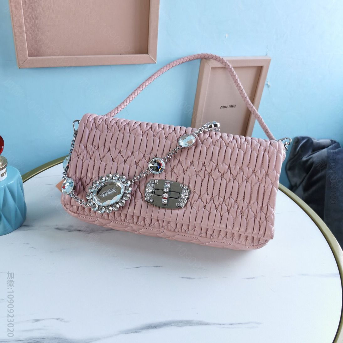 MIUMIU缪缪全新升级版水晶钻链Cloquet层叠珠光羊皮链条包5BD23...