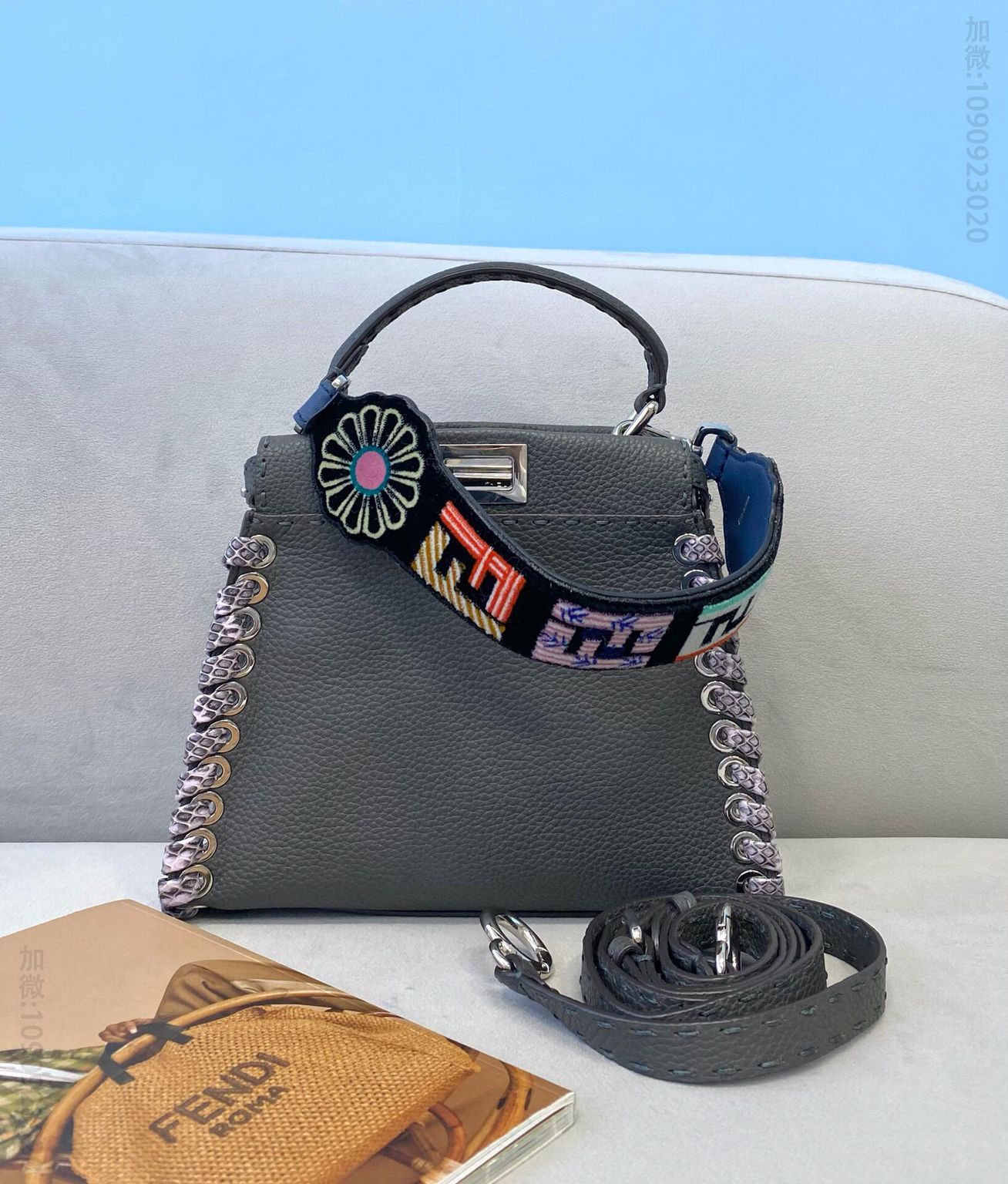 FENDI芬迪全手工蛇皮缝制PEEKABOO手袋3105S