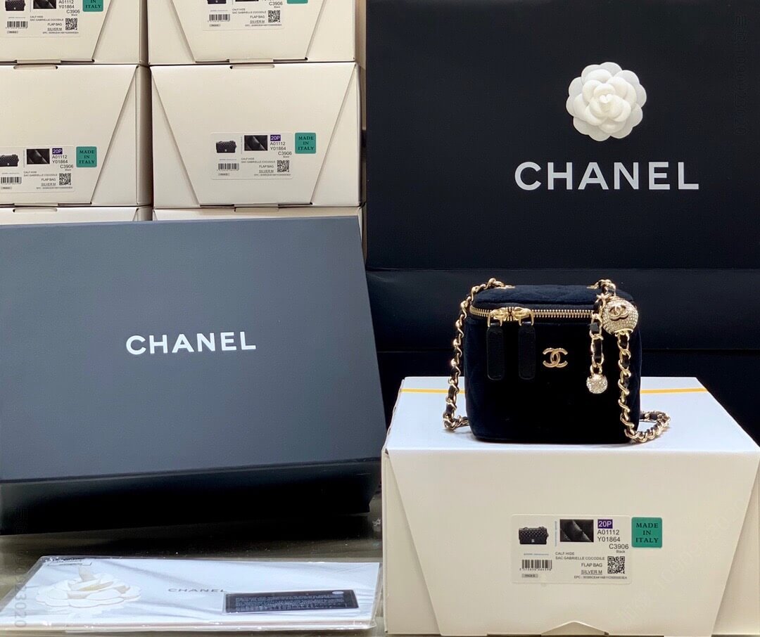 Chanel香奈儿 2023秋冬新款限量版丝绒口红包 AP1340黑色