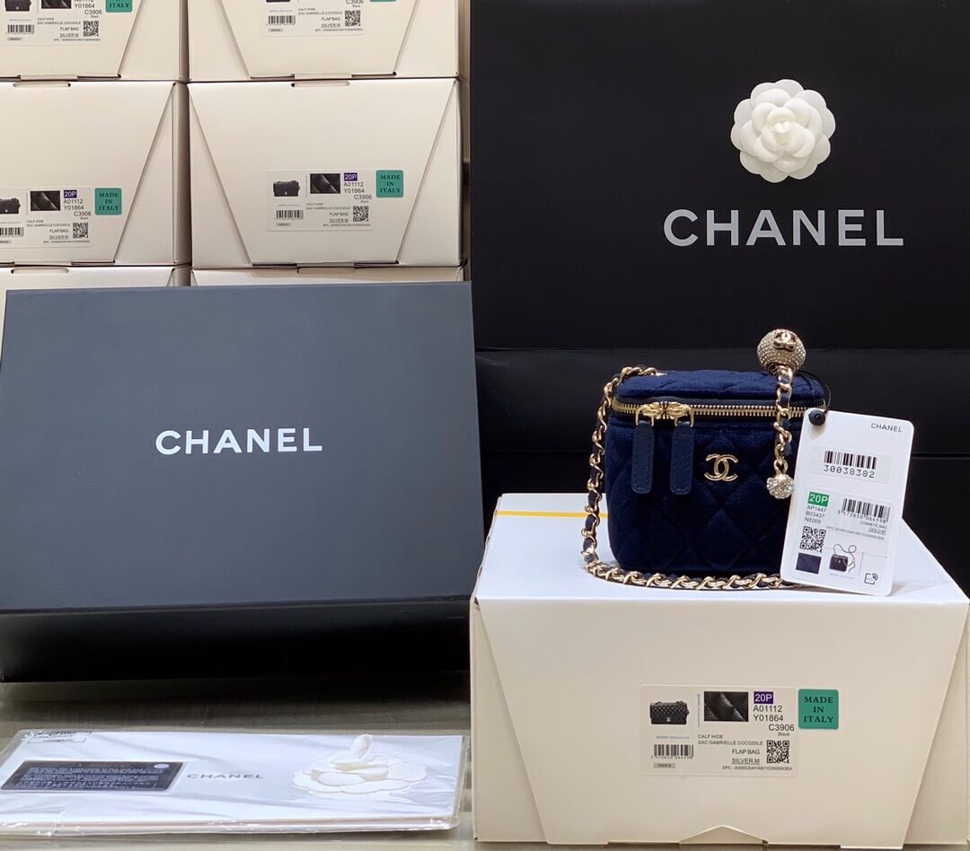Chanel香奈儿 2020秋冬新款限量版丝绒口红包 AP1340蓝色