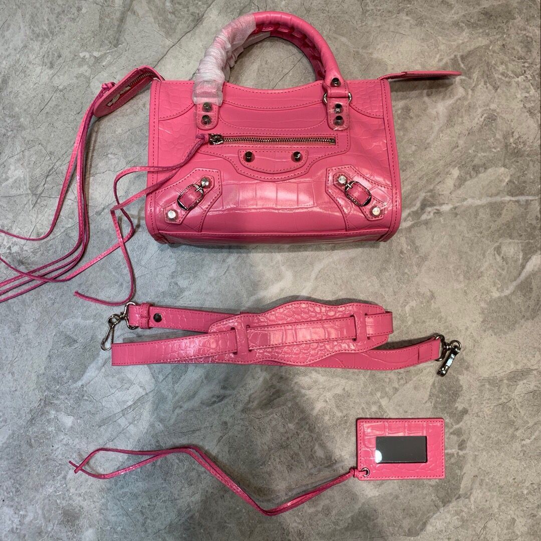 Balenciaga巴黎世家原版鳄鱼纹牛皮配银钉机车包228