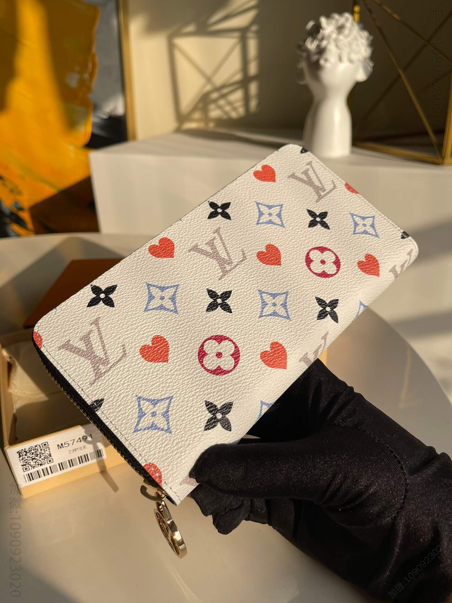 Louis Vuitton LV M57491 Game On Zippy白三彩扑克牌拉链钱包
