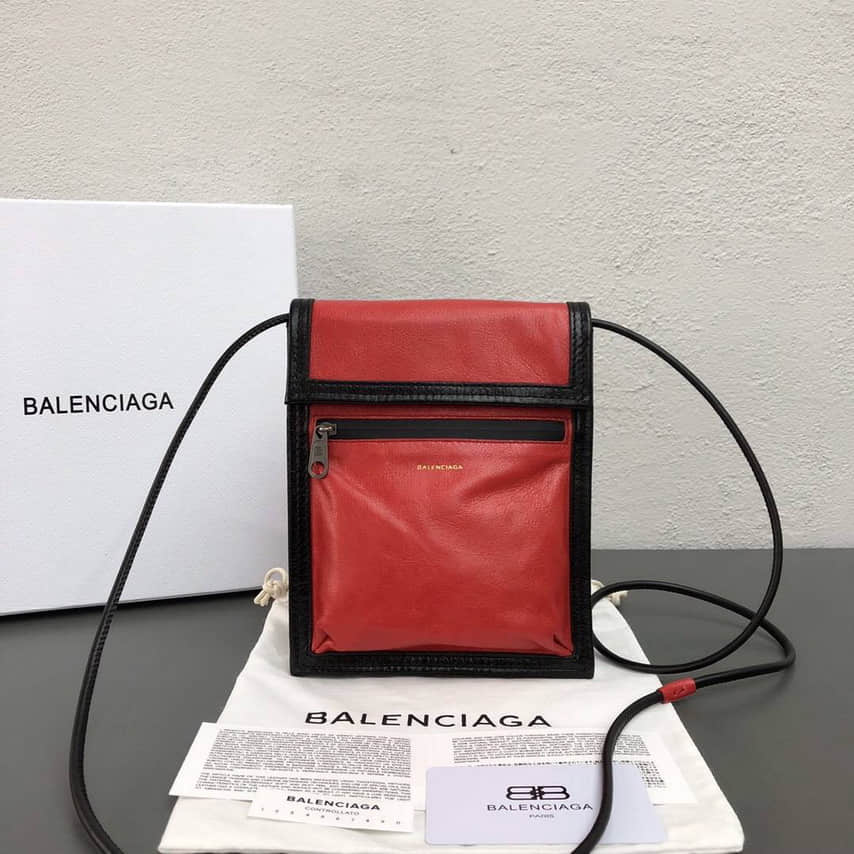 Balenciaga/巴黎世家 明星同款 新款斜挎包/腰包 92251