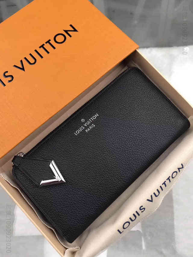 路易威登/LV 压纹皮革 金属V标志Comete 钱夹 M60146