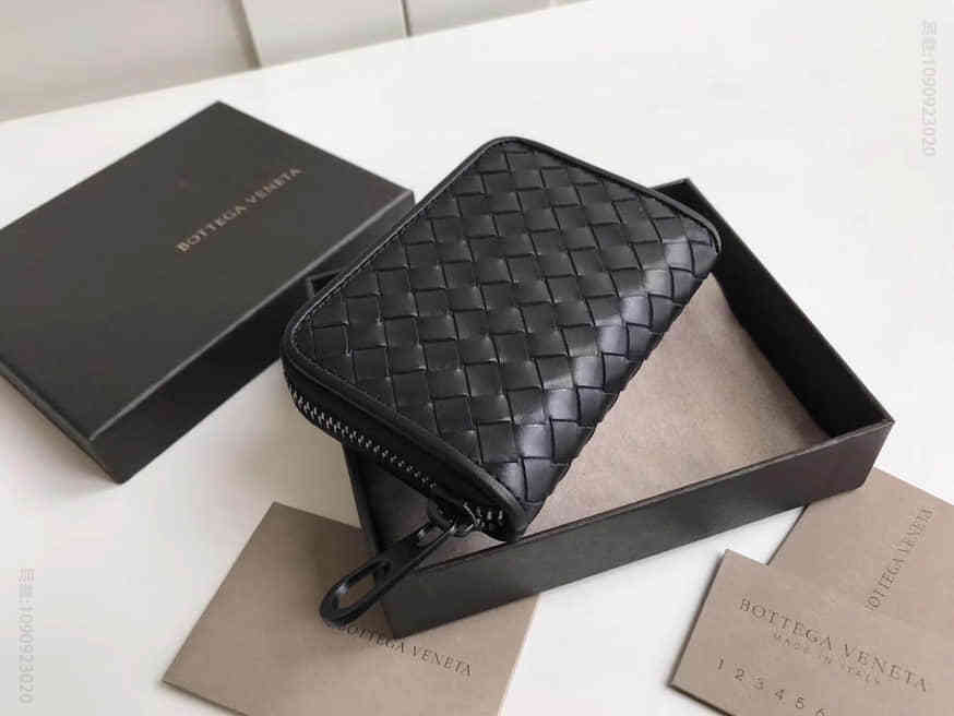 Bottega Veneta/BV 114075 经典单拉缩小款胎牛皮散钱包