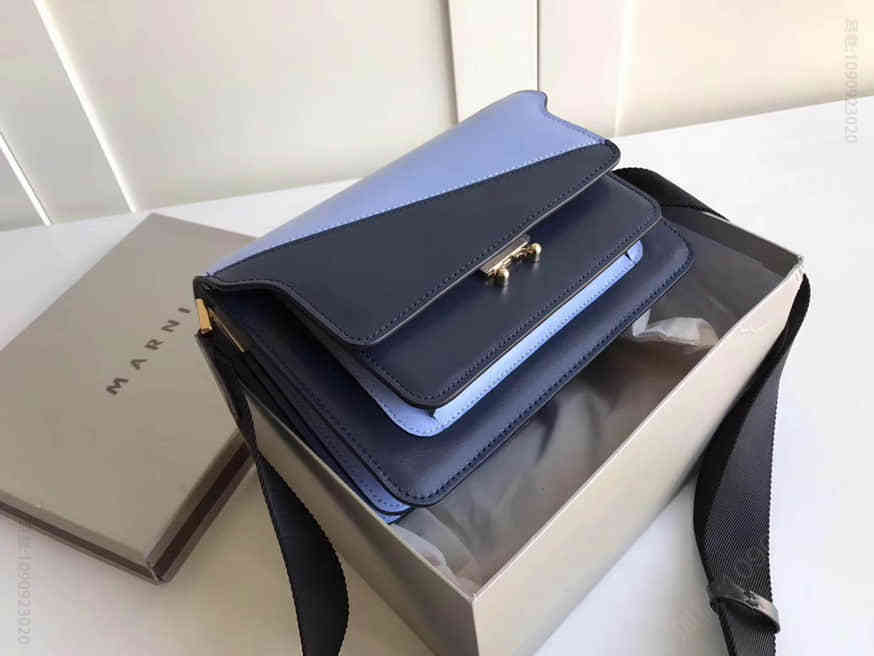代购 Marni Trunk玛尼 女包中号牛皮翻盖拼接风琴单肩斜跨包