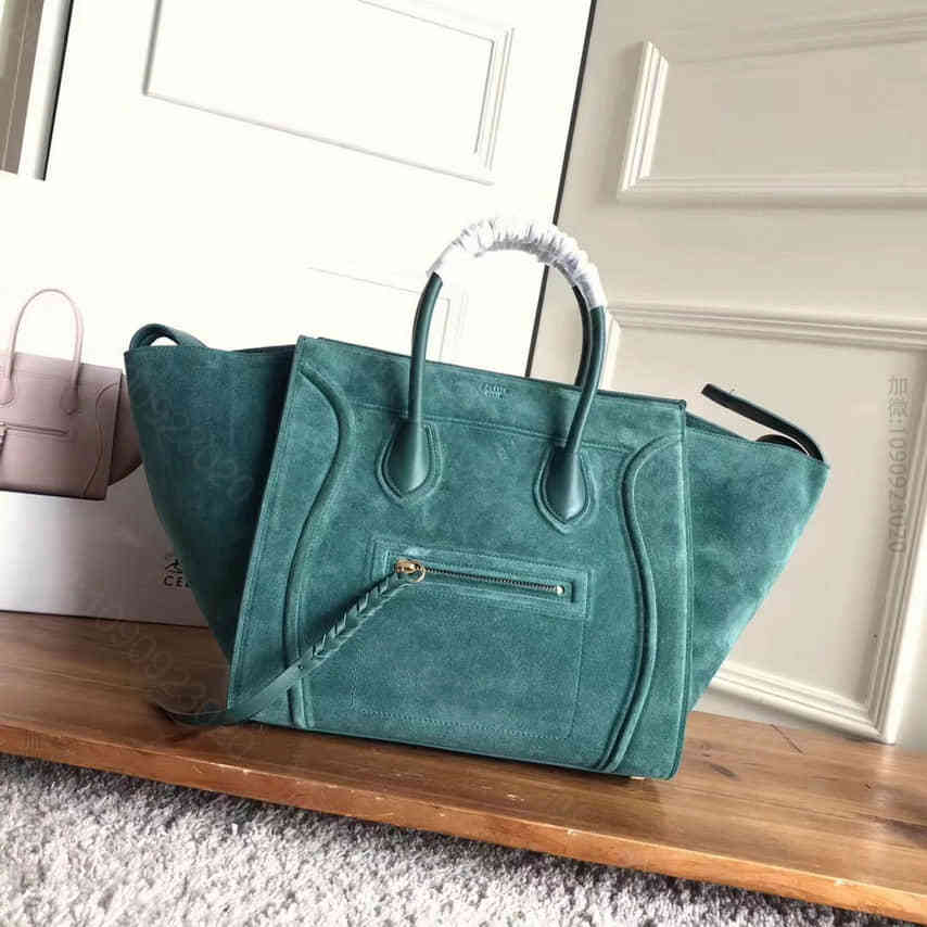 Celine Phantom麂皮拼牛皮幻影蝙蝠包