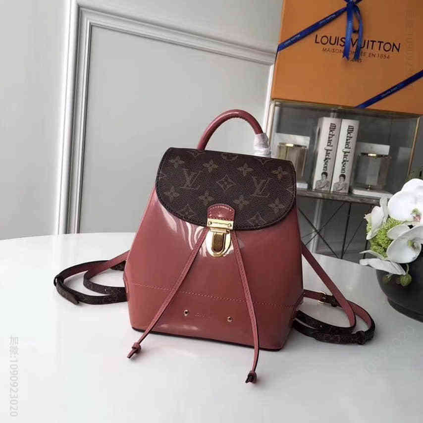 LV/路易威登 18新款 HOT SPRINGS 漆皮老花拼色 双肩包 M53545