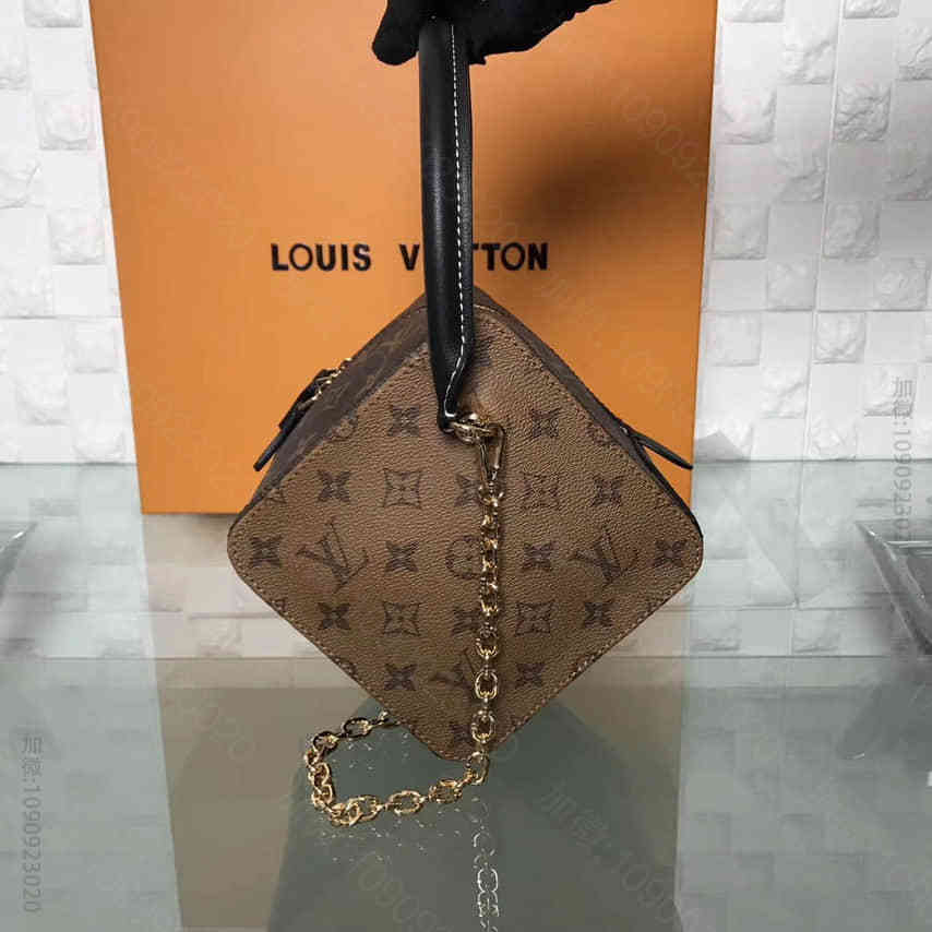 LV/路易威登18新款 SQUARE 老花拼色手袋 单肩斜挎包骰子包M435...