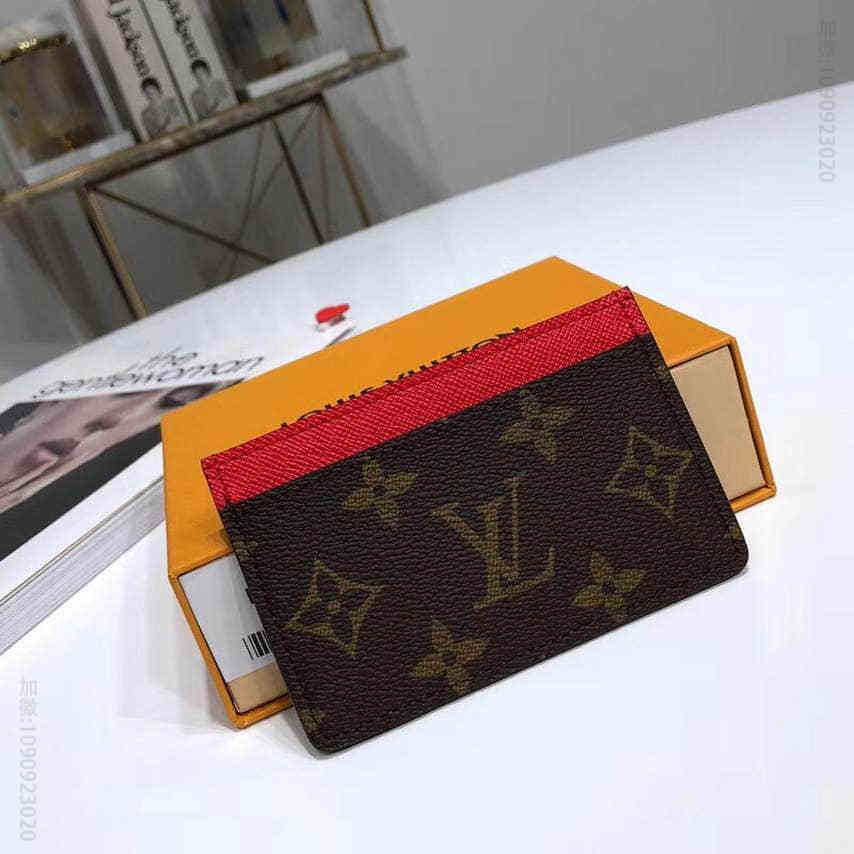 LV路易威登Monogram帆布制卡片夹 大红