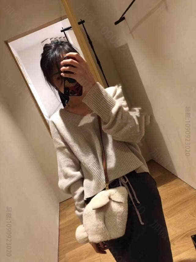 罗意威Loewe 2023SS春夏 超限量毛毛兔子斜挎包