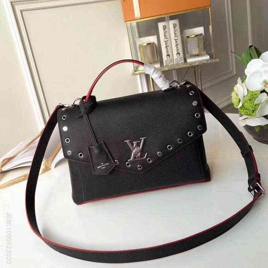 LV 路易威登 MY LOCKME 手袋铆钉手提包 M53507