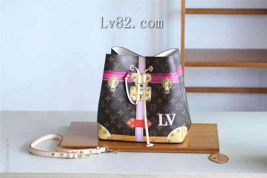 LV路易威登挂锁丝印图案NéoNoé水桶包M40649