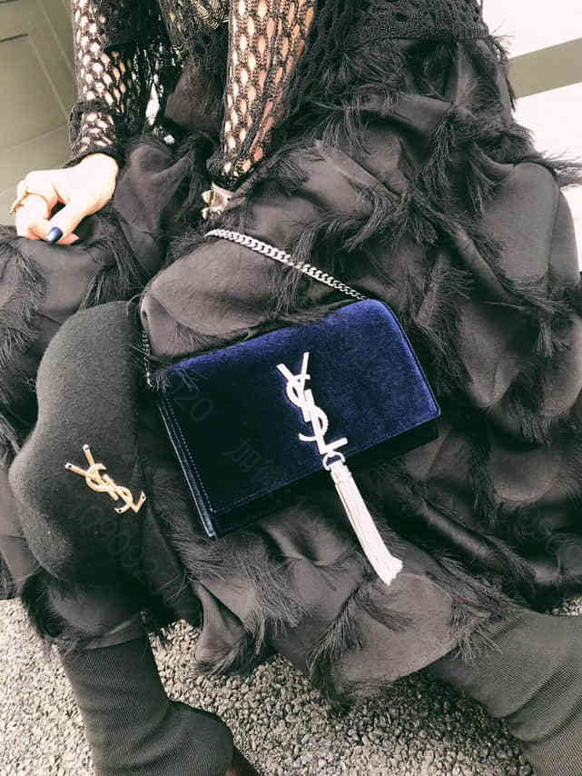 ysl/圣罗兰Saint Laurent KATE深蓝色天鹅绒带钻Logo链...