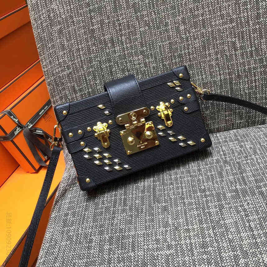 Louis Vuitton M40273 经典旅行箱 时尚代表 新款 lv盒子