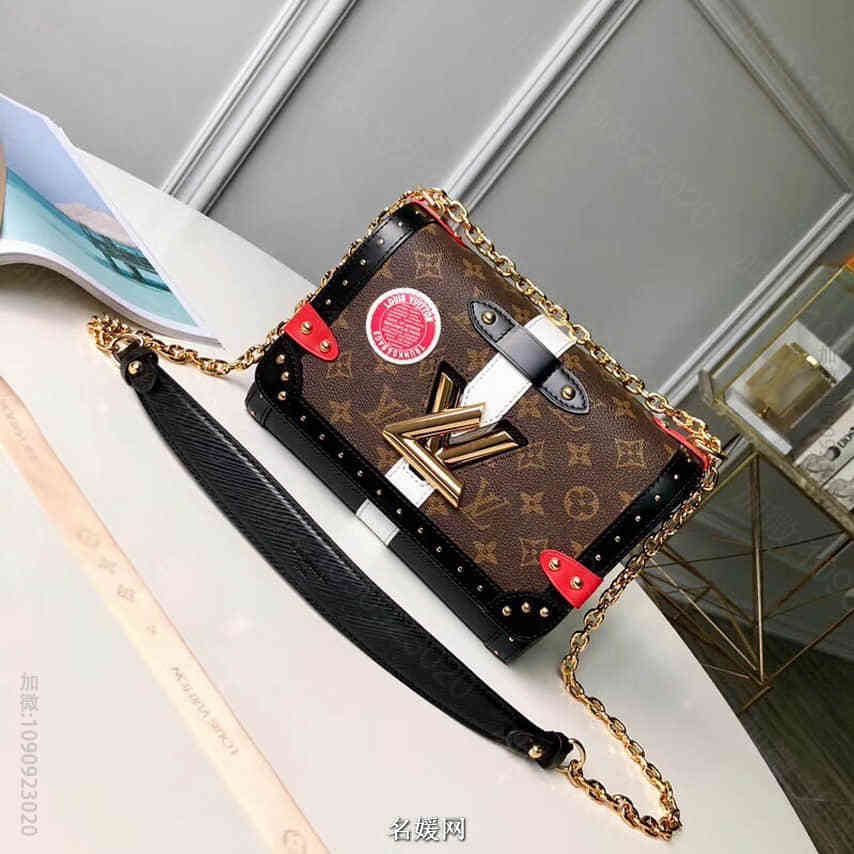 LV/路易威登 徽章牛皮贴饰与饰钉Twist 中号手袋 M43629