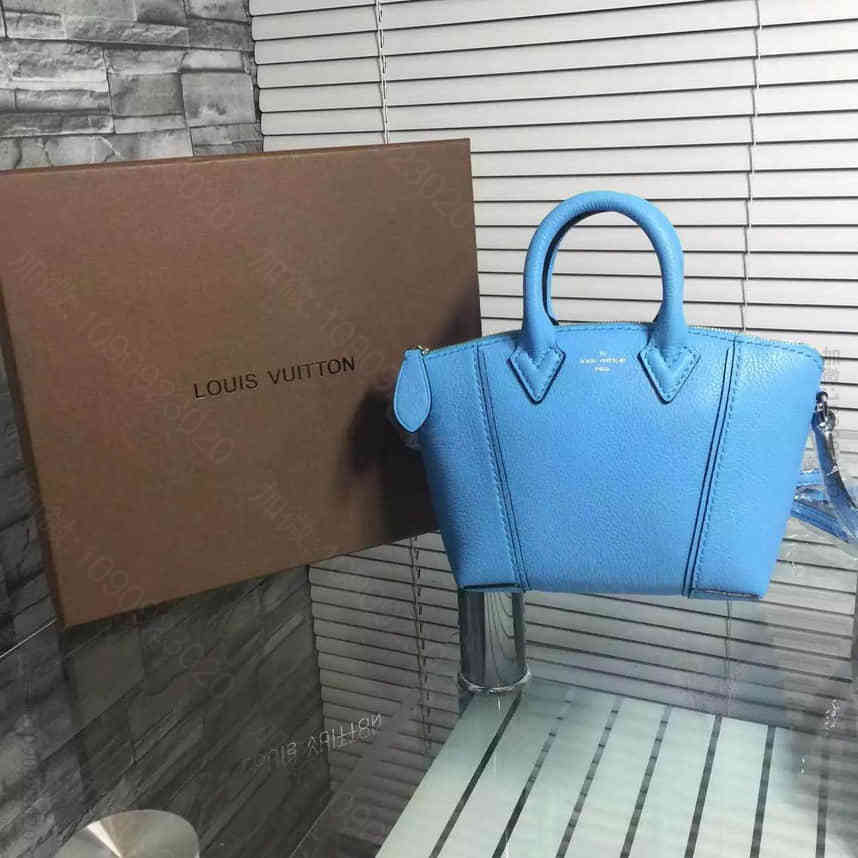 LV 女士花瓣湖水蓝色牛皮字母提挎两用包 M61256 lv迷你包袋