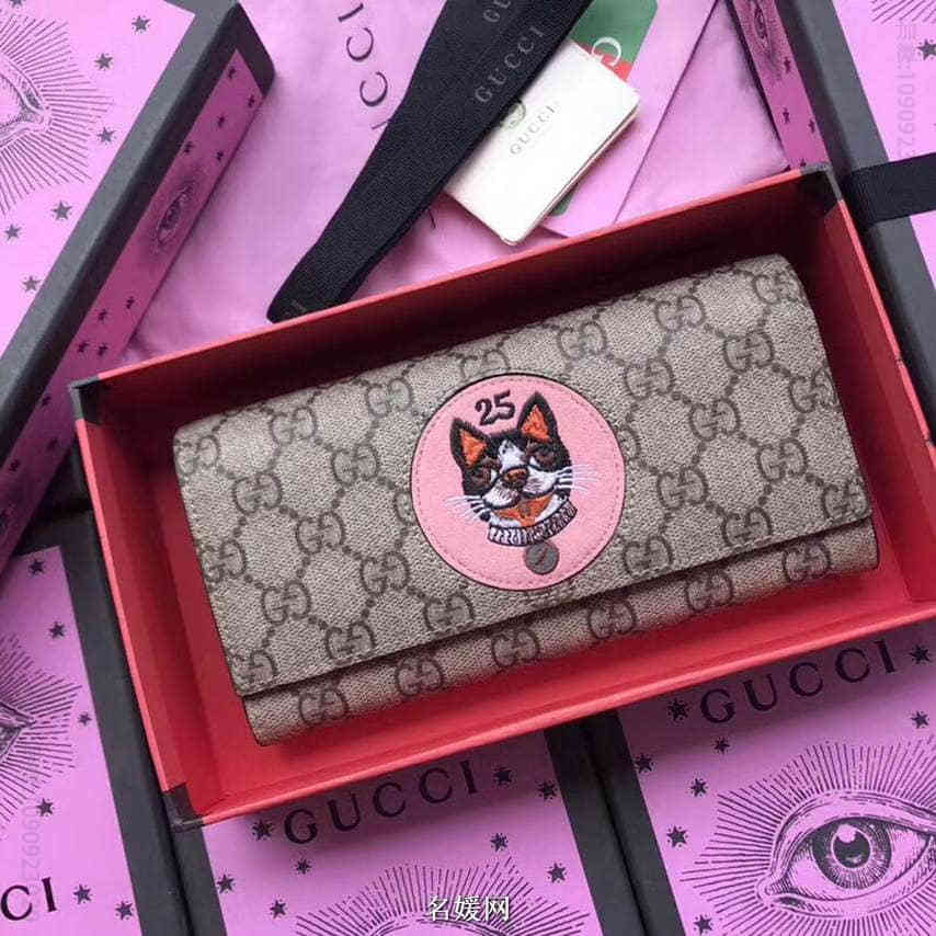 Gucci古驰/GG Supreme Bosco 狗狗刺绣翻盖钱包506276