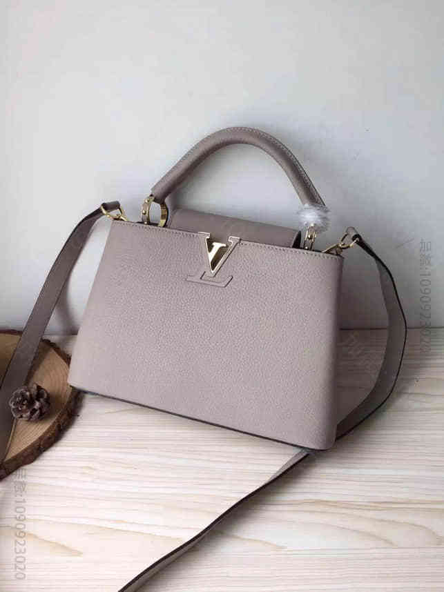 LV M94517 Capucines BB手袋 女包单肩斜跨手提包 精仿包...