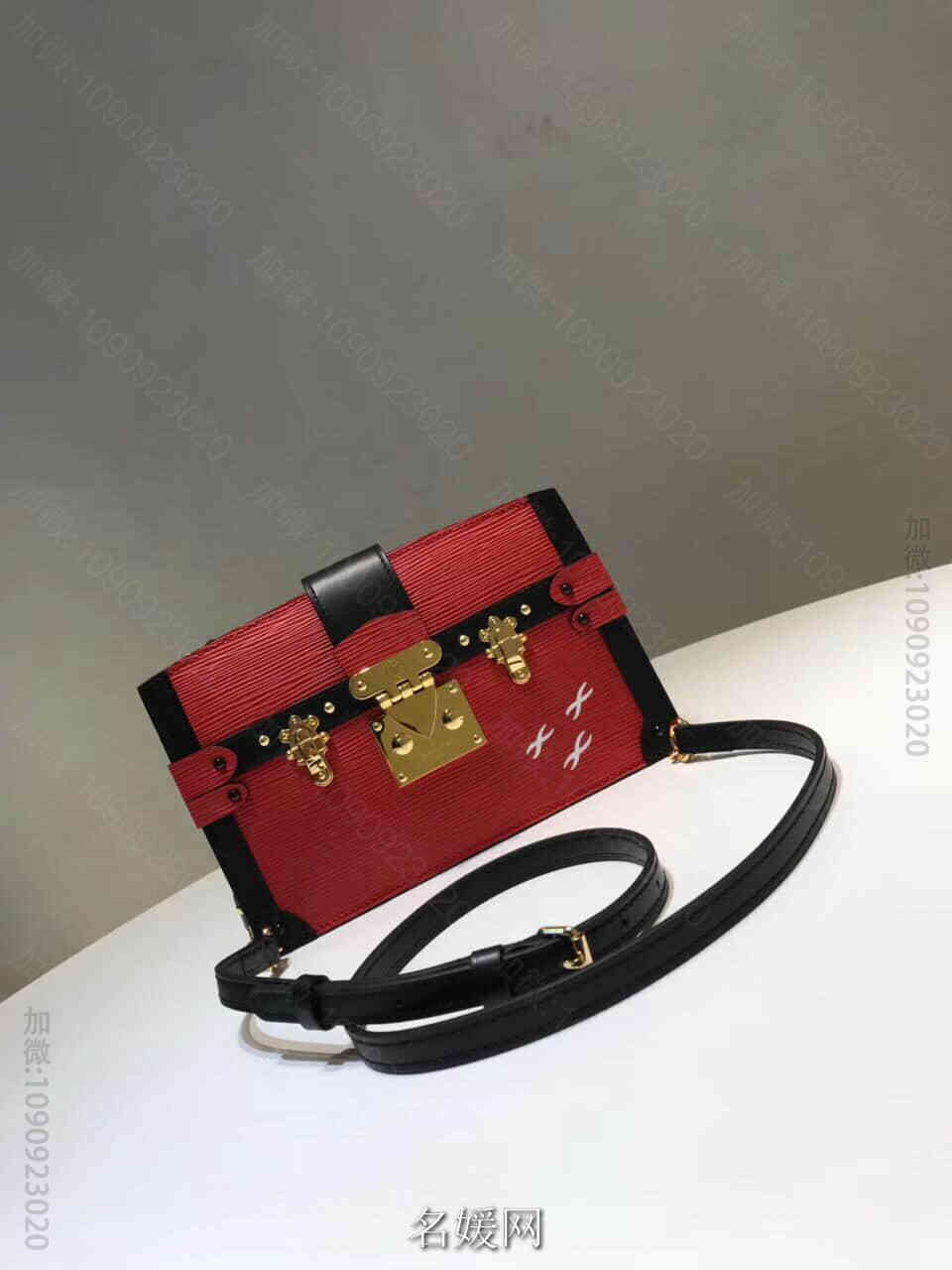 LV/路易威登 新款 TRUNK 拼色软盒子链条包单肩斜跨包女包 M5169...