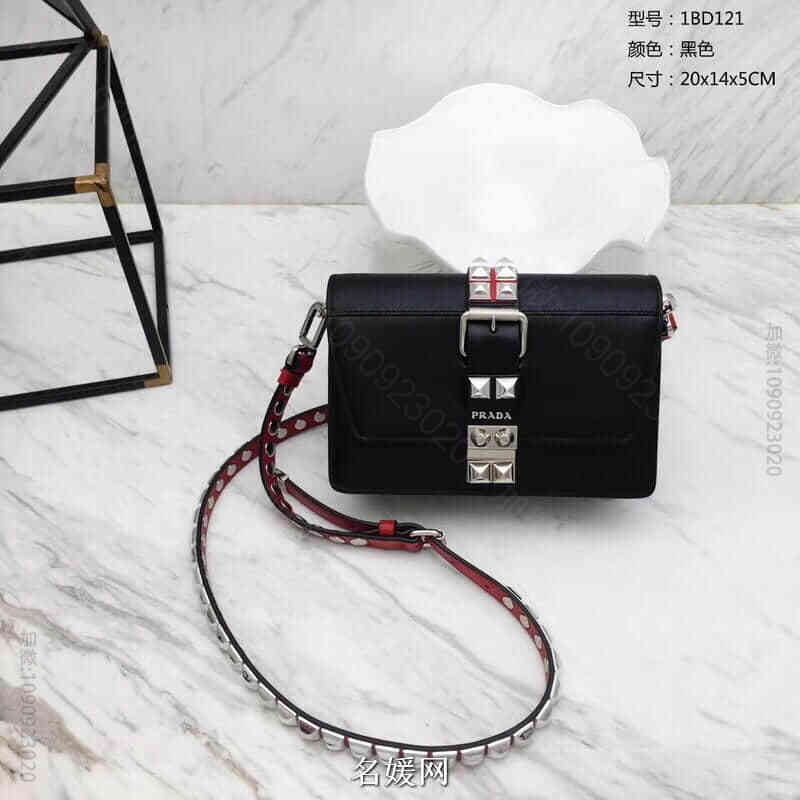 普拉达/Prada Elektra 小牛皮手袋铆钉包 1BD121