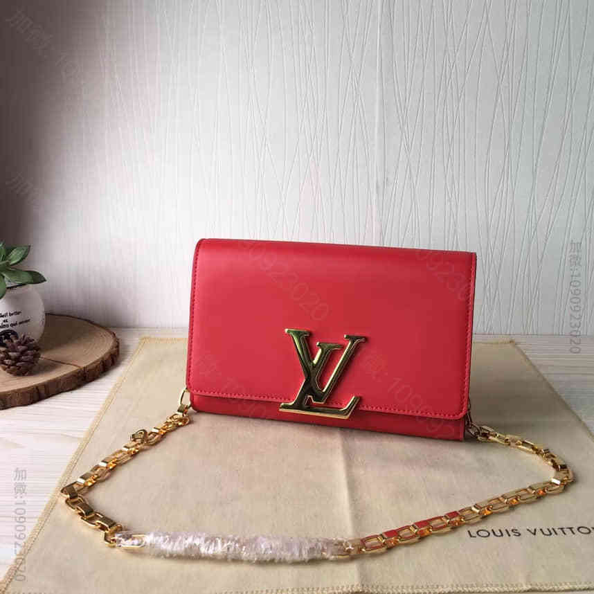 【原单】Louis Vuitton LV94335 手拿链条两用包 大红色