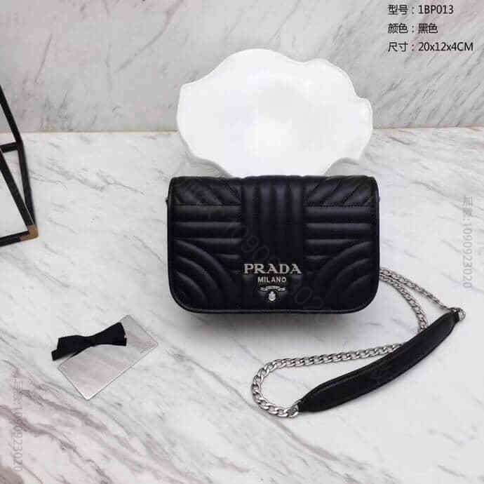 普拉达/Prada 18新款 Diagramme 小羊皮单肩包 1BP013