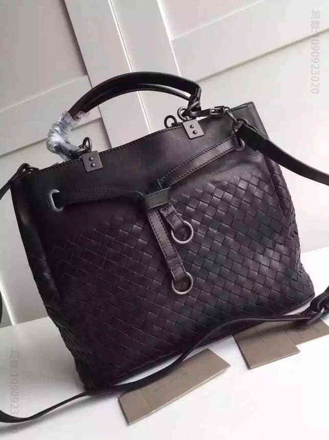 【原单】Bottega Veneta小号黑色编织小羊皮水桶包/女士斜挎包/手提包 B家420477