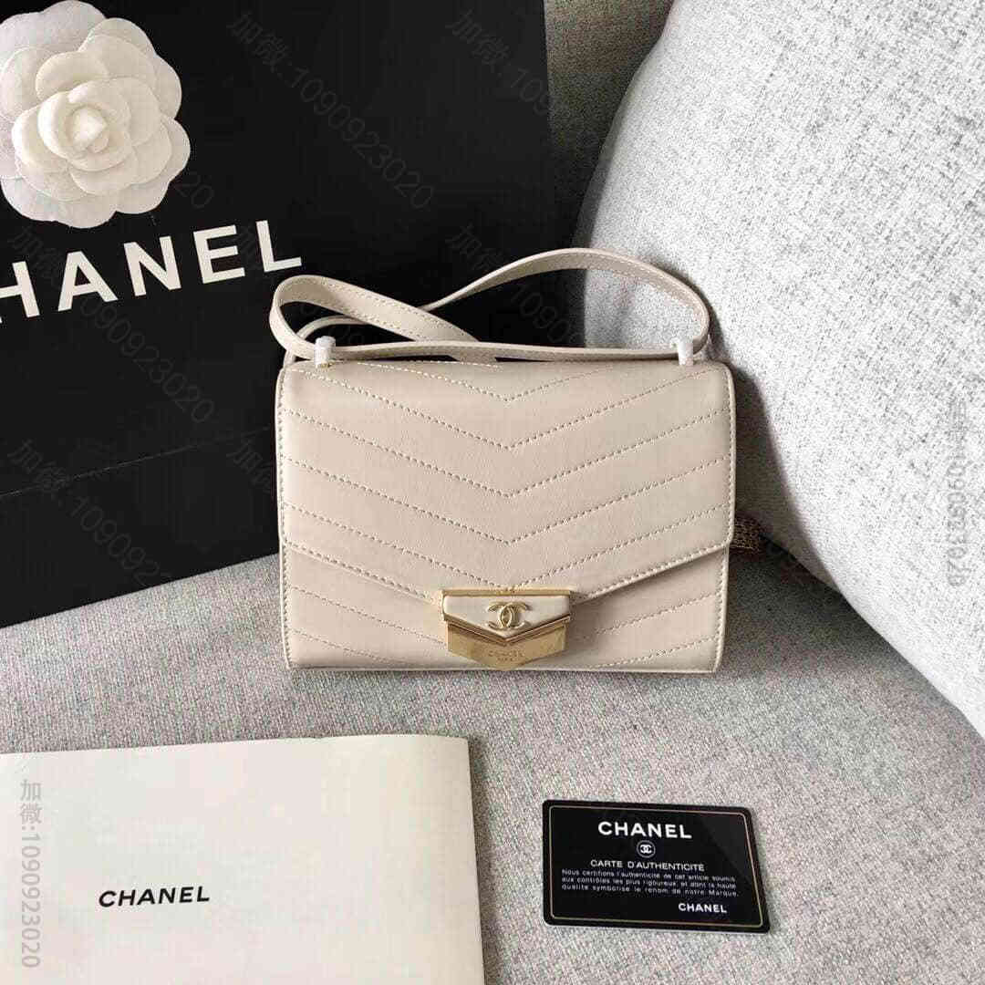 Chanel/香奈儿 2023年新款复古盒子包口盖包 A57490
