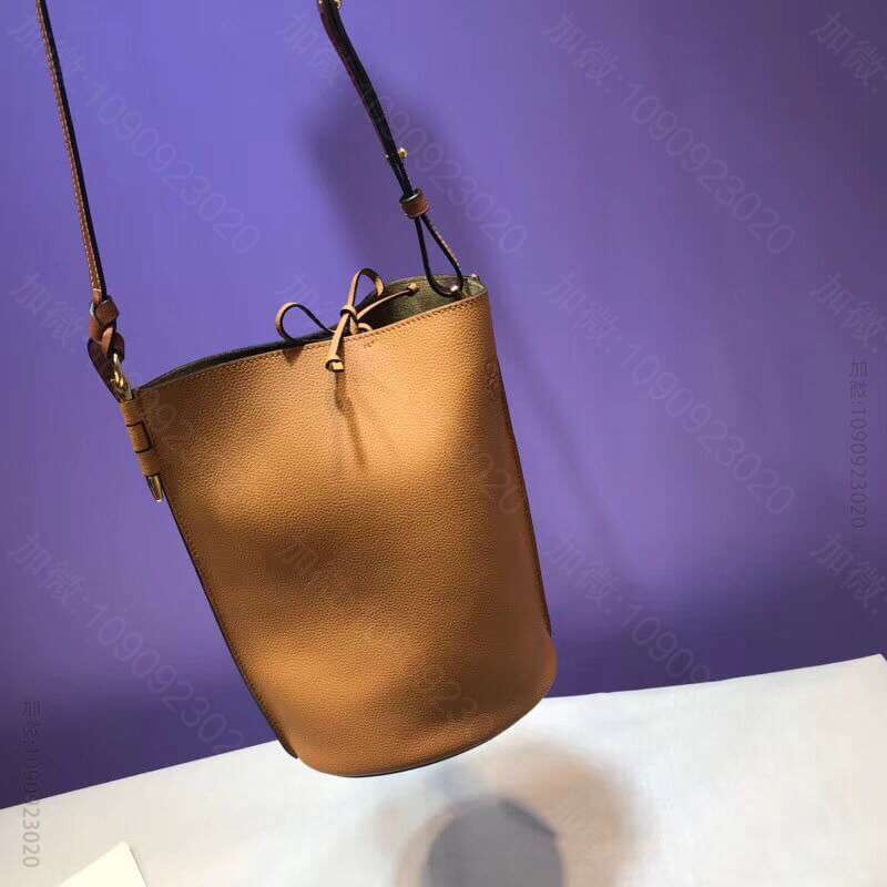LOEWE/罗意威 18年新款Gate Bucket Bag水桶包 0315...