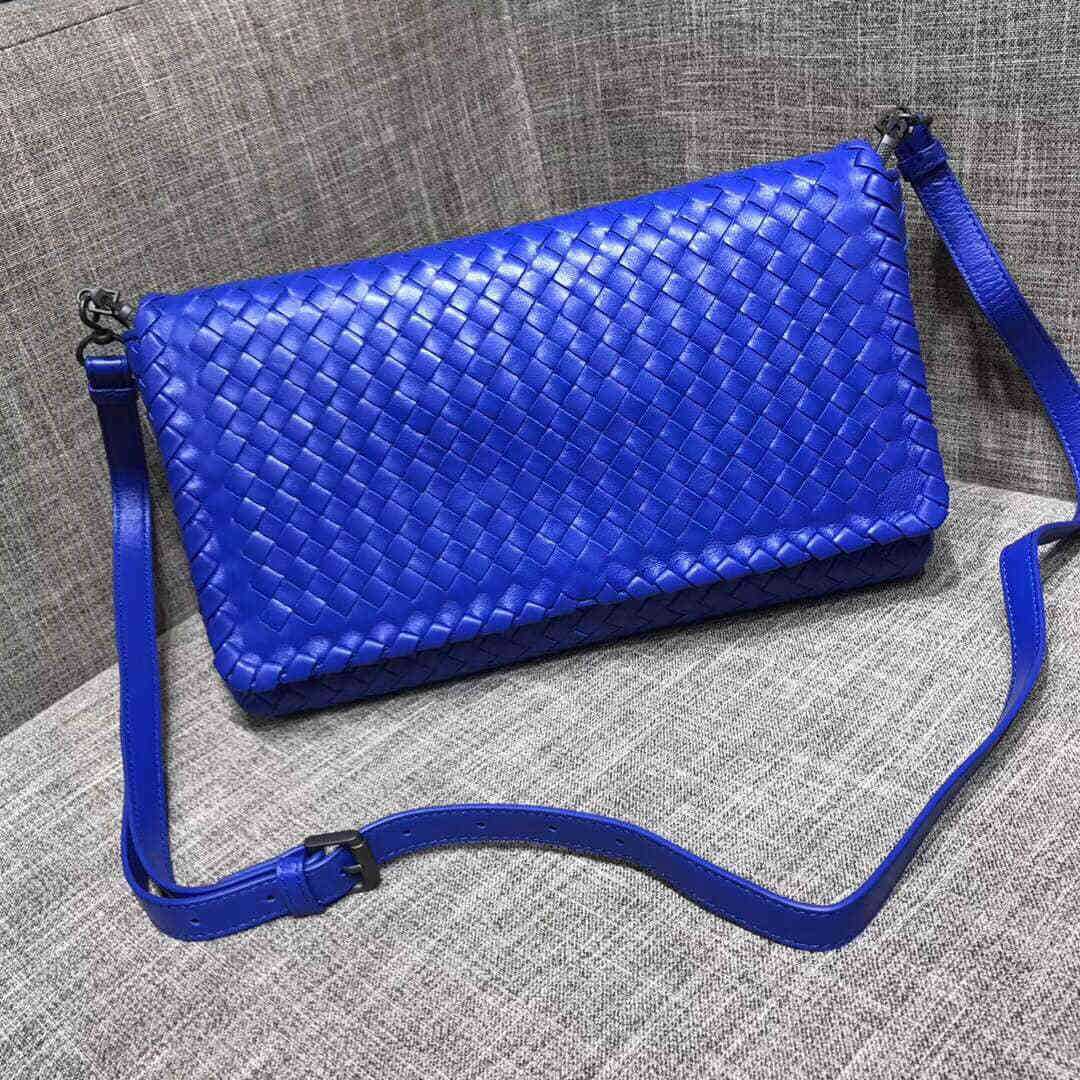 葆蝶家（BottegaVeneta） BV intrecciato羊皮编织斜挎小包 MS3887