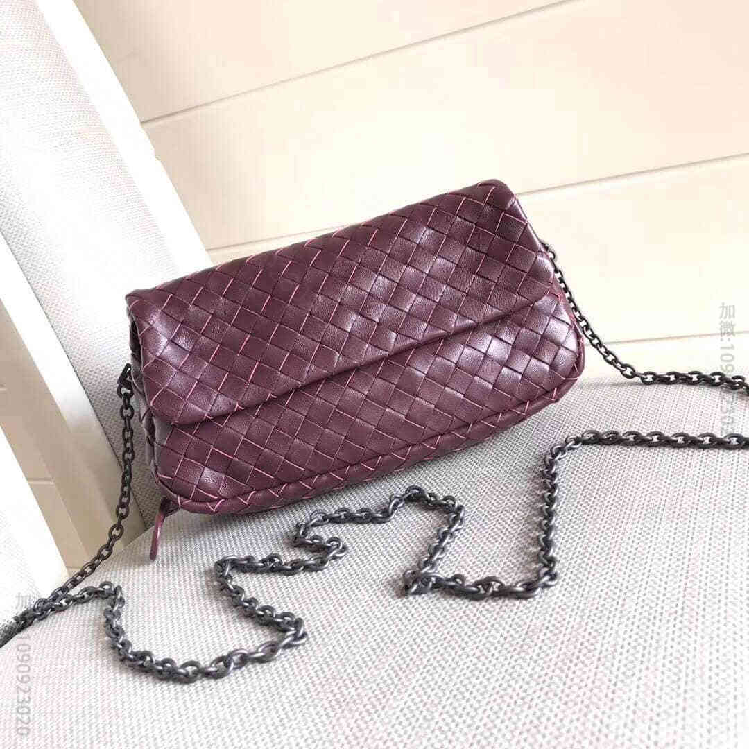 葆蝶家（BottegaVeneta） BV 夏季女士羊皮斜挎小包 MS358...