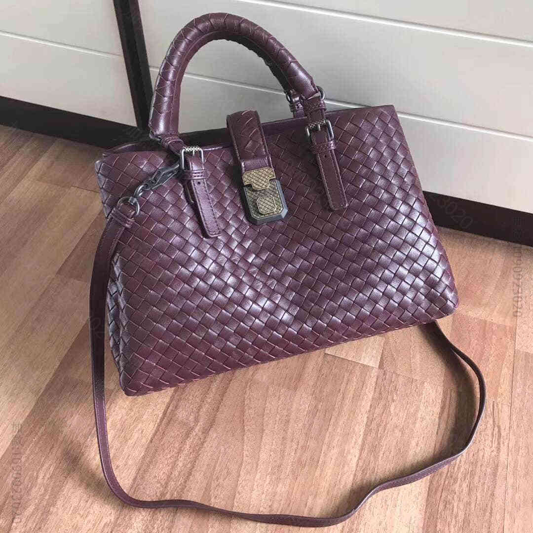 葆蝶家（BottegaVeneta） BV 专柜最新编织款中号羊皮罗马包 M...