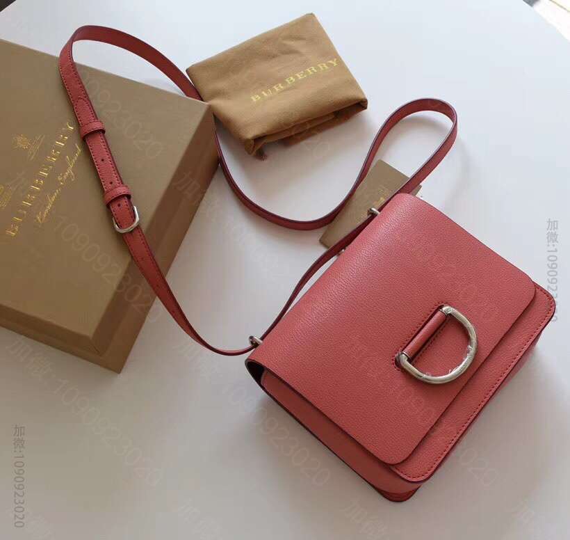 巴宝莉/Burberry 小号皮革 D 型环包 40759161