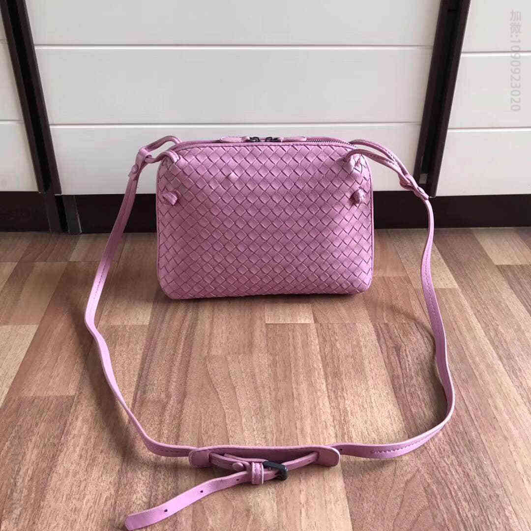 葆蝶家（BottegaVeneta） BV 小羊皮编织斜挎女包 MS114