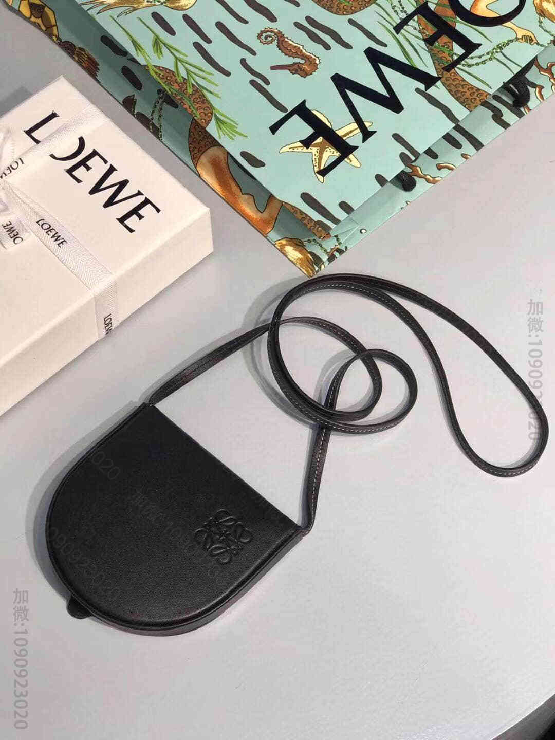 Loewe 网红小番茄 唐儿呢同款 2023ss新款斜挎零钱包