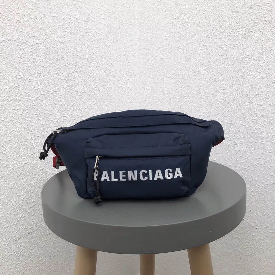 Balenciaga/巴黎世家 字母logo凹造型尼龙布腰包