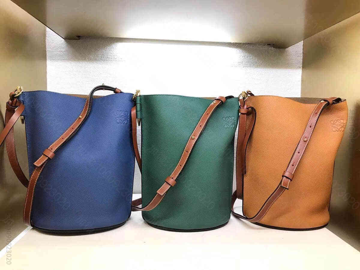 LOEWE/罗意威 gate Bucket Bag 最新geta水桶包