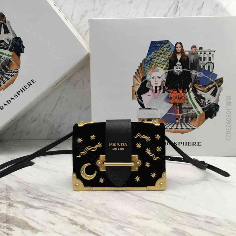 prada cahier手袋 绒布内衬小羊皮复古风格斜挎包1BH018