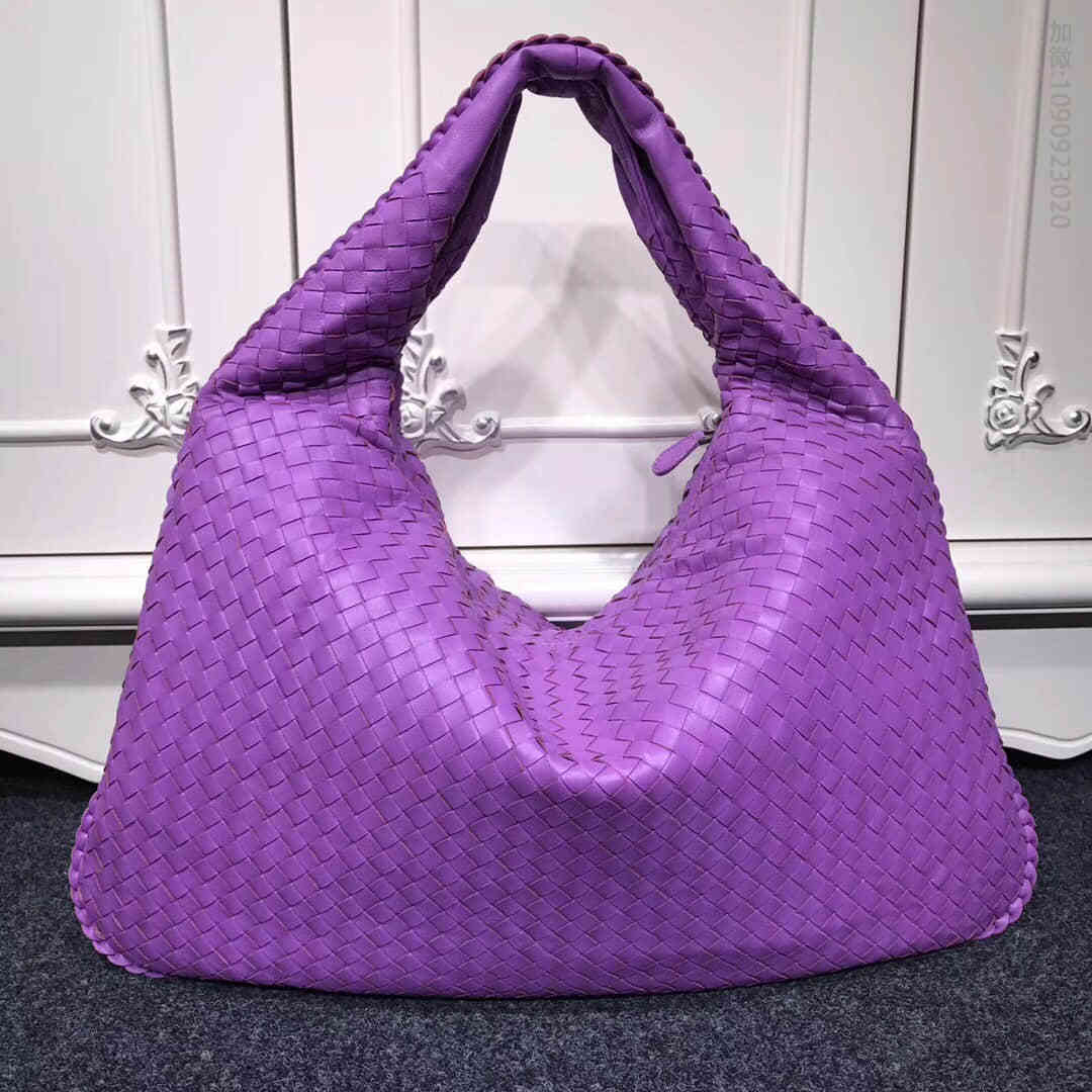 葆蝶家（BottegaVeneta） BV 羊皮编织经典大肩背包 MS5092