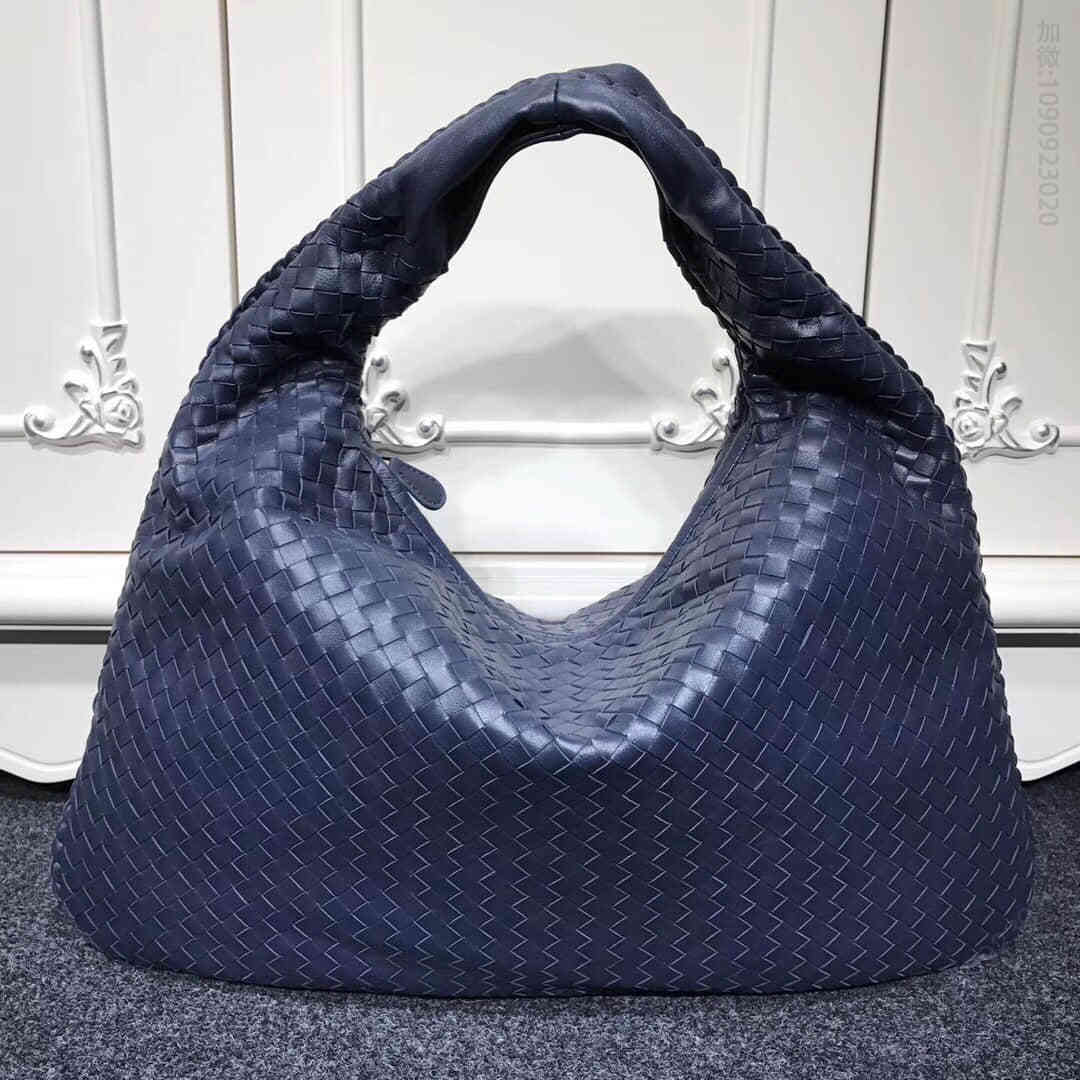 葆蝶家（BottegaVeneta） BV 羊皮编织经典大肩背包 MS5092
