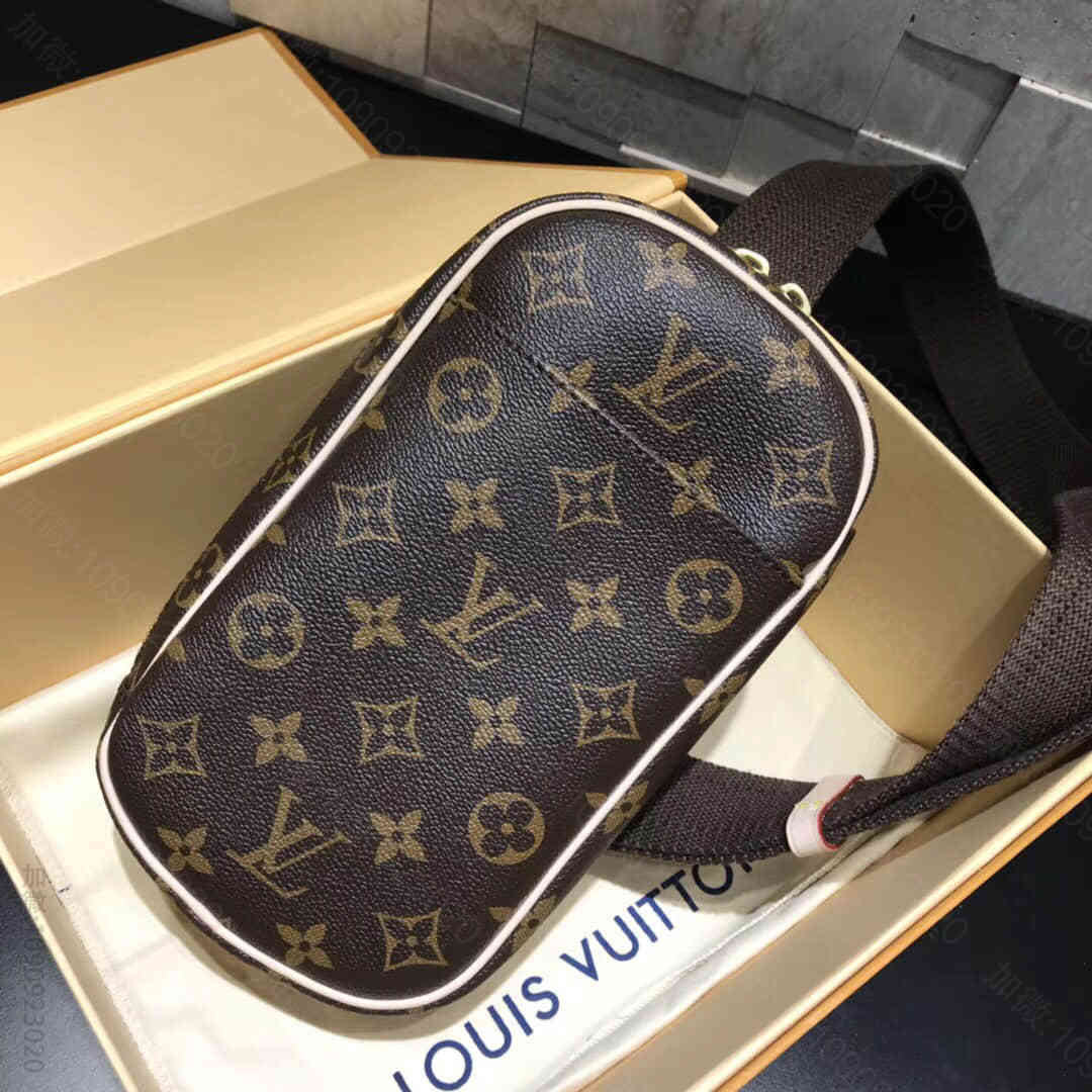 路易威登LV中古胸包 M51870